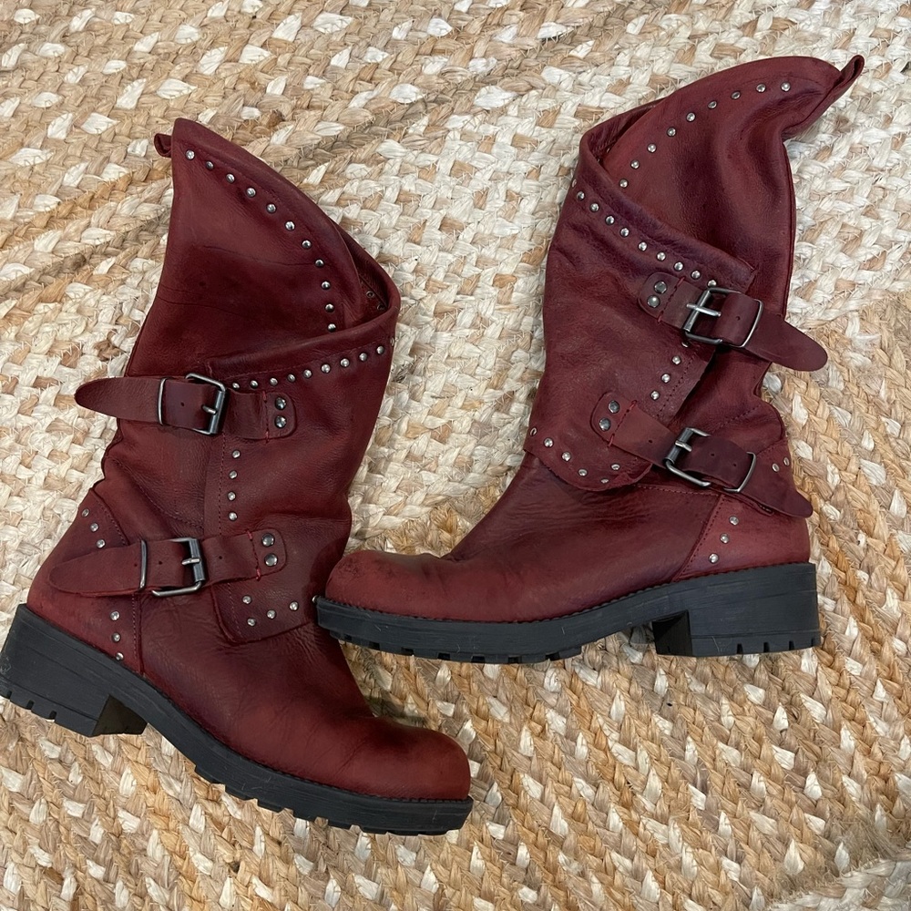 Moto boots - wine colored